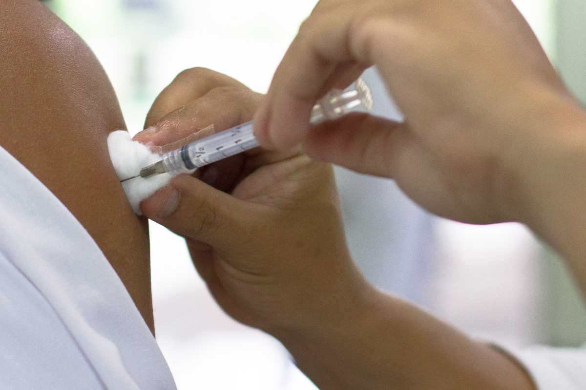Gravataí recebe curso que orienta profissionais sobre aplicação de vacinas