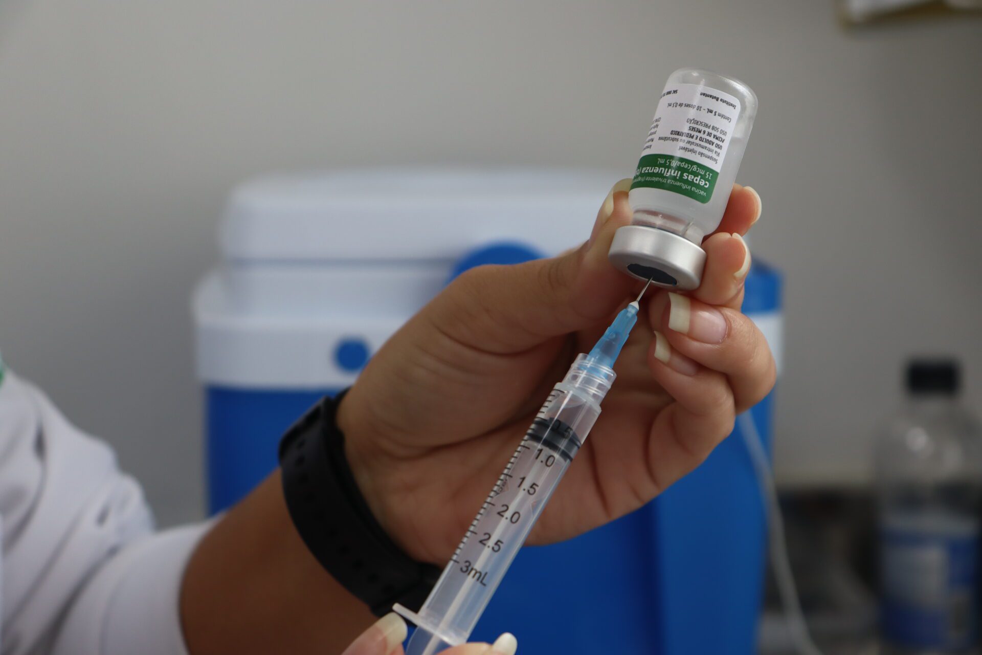 Em Gravataí e Cachoeirinha, vacinação contra a gripe é ampliada para trabalhadores da saúde, professores, pessoas com comorbidades e pessoas em situação de rua