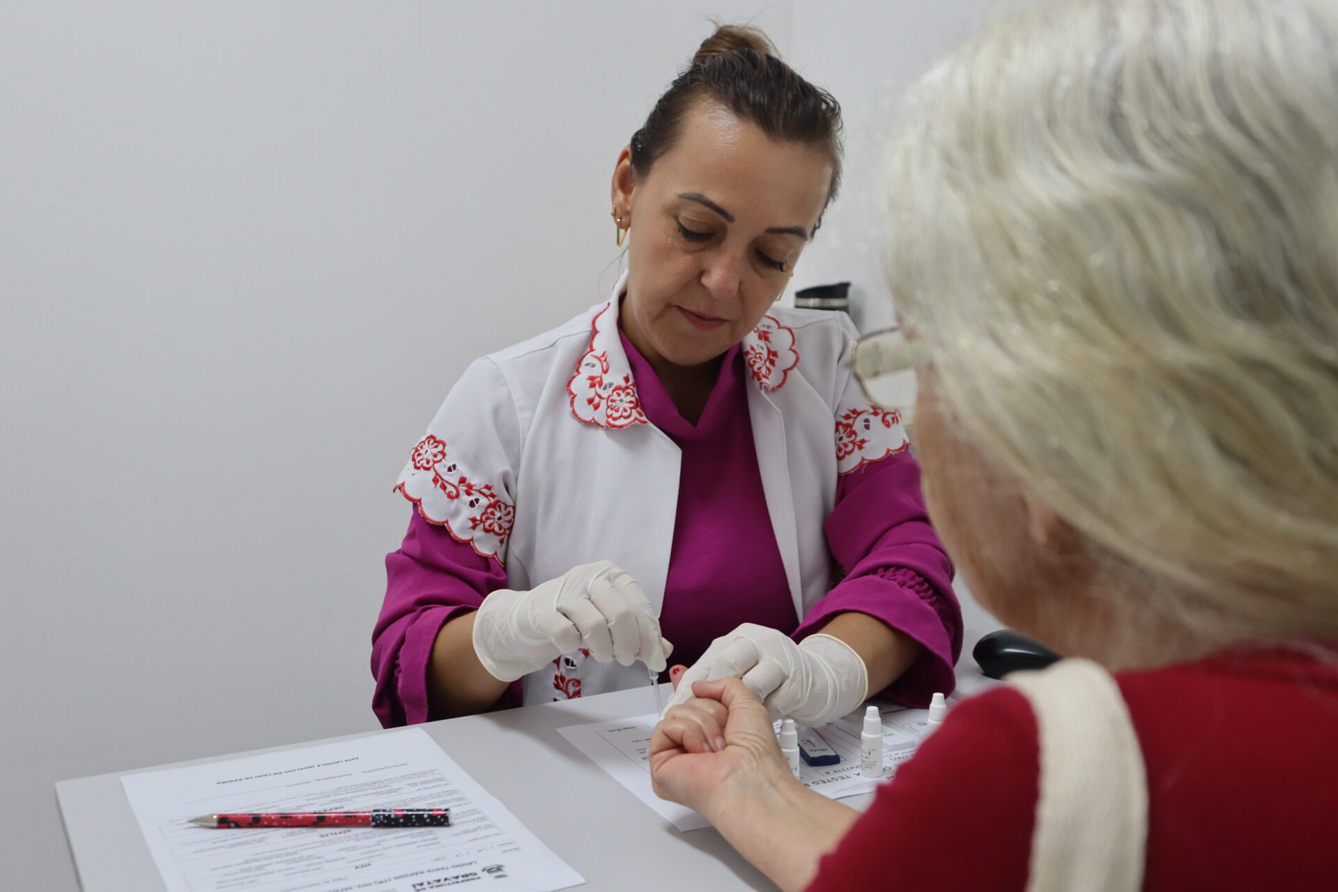 Em Gravataí, unidades de saúde Bonsucesso e Cohab C aplicam vacina da gripe e testes rápidos neste sábado