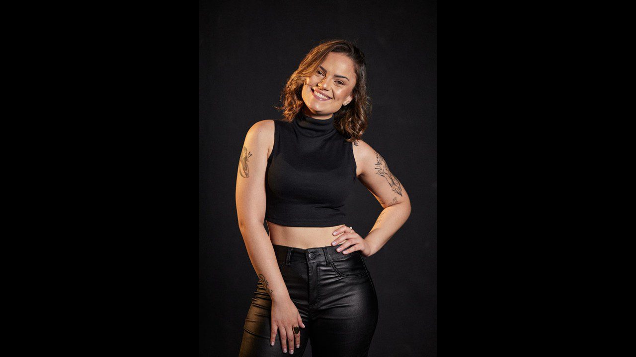 Após se mudar para São Paulo em busca de um sonho, cantora de Gravataí lança primeiro EP autoral