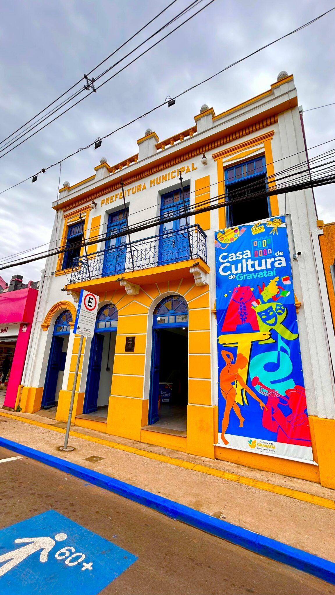 Casa de Cultura de Gravataí amplia horário de atendimento e oferece exposições e oficinas para todos os públicos