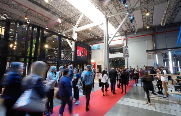 Tecnologia de Gravataí ganha espaço na maior feira de varejo do Brasil