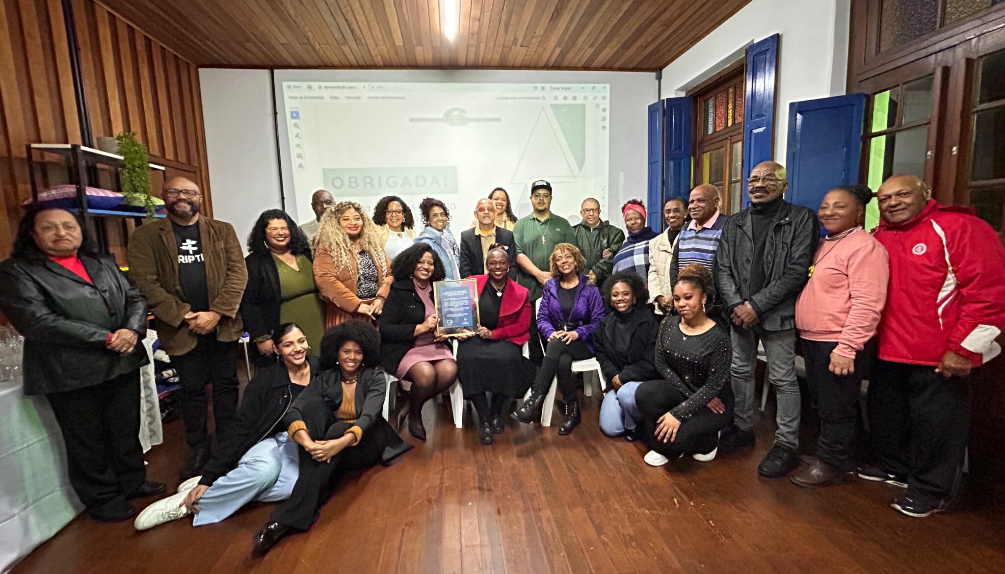 Com Glau Barros na presidência, nova diretoria do Seis de Maio é empossada em Gravataí