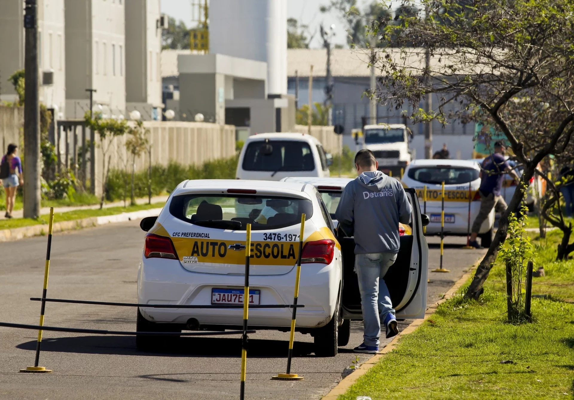 Projeto aprovado amplia exame toxicológico para todas as categorias da CNH e prevê gratuidade para pessoas de baixa renda