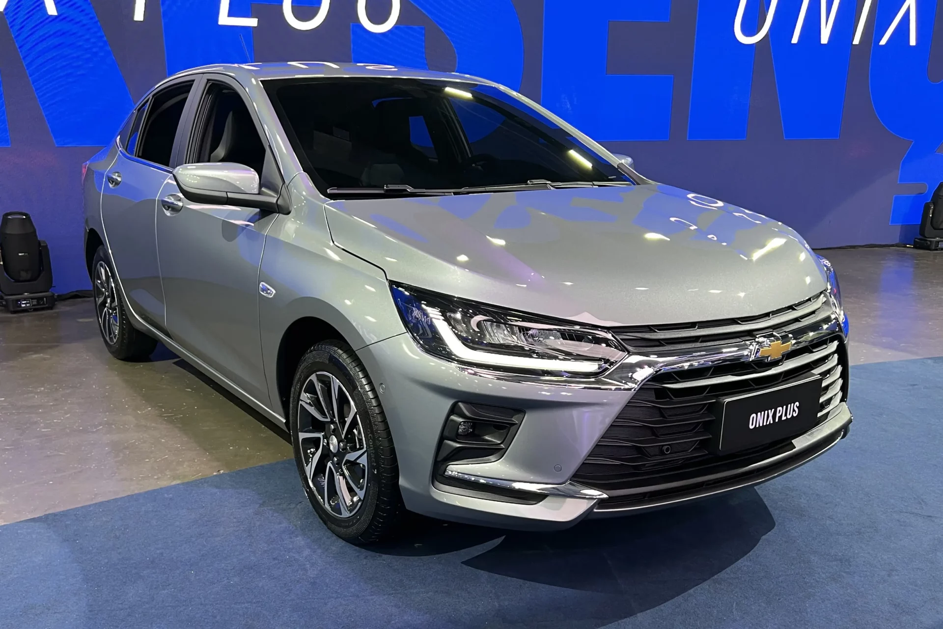 Novo Onix 2026 chega ao mercado com preços de até R$ 136 mil; veja as fotos