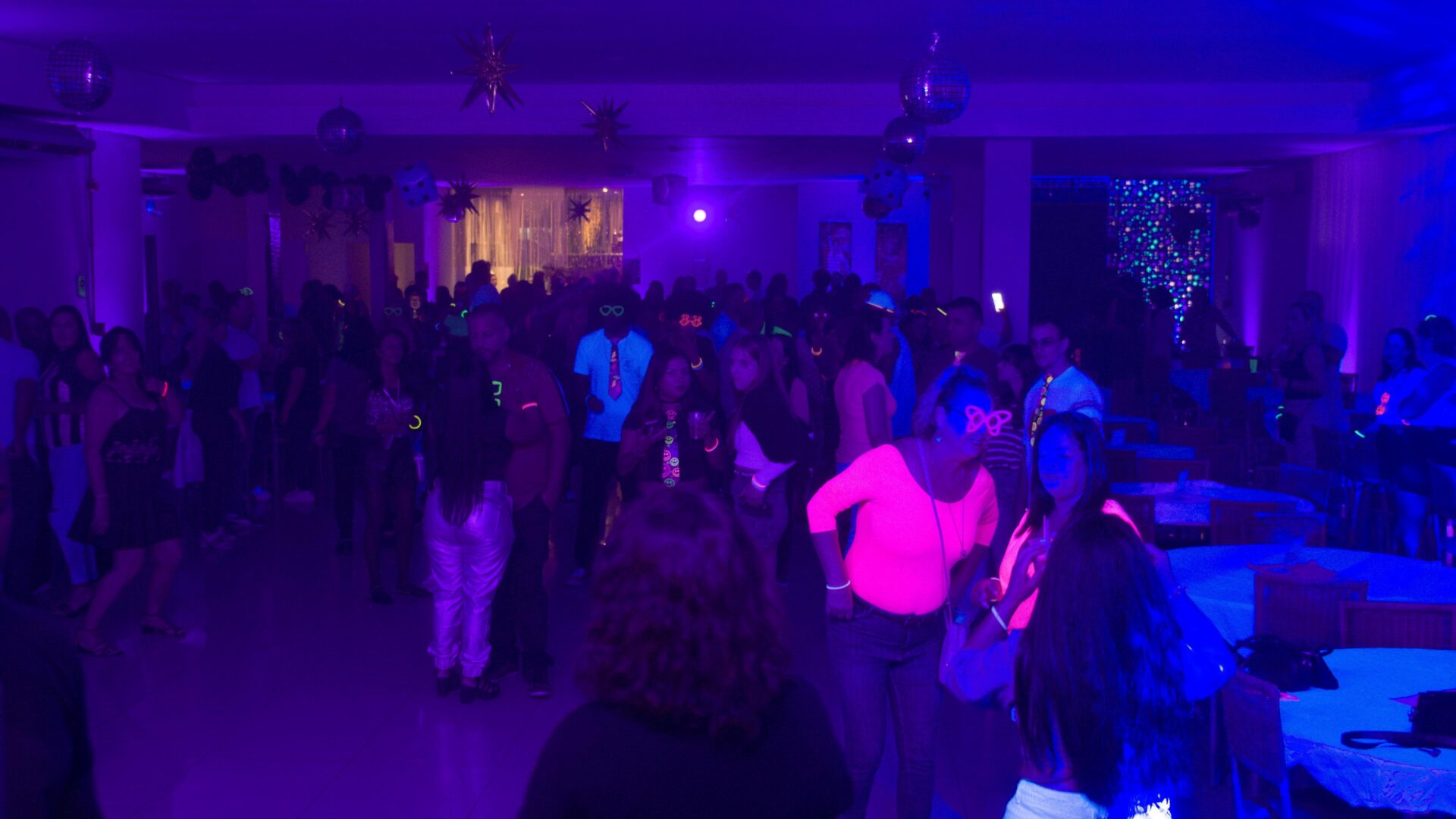 Festa Retrodisco com temática Halloween acontece dia 11 de outubro, no Paladino, em Gravataí