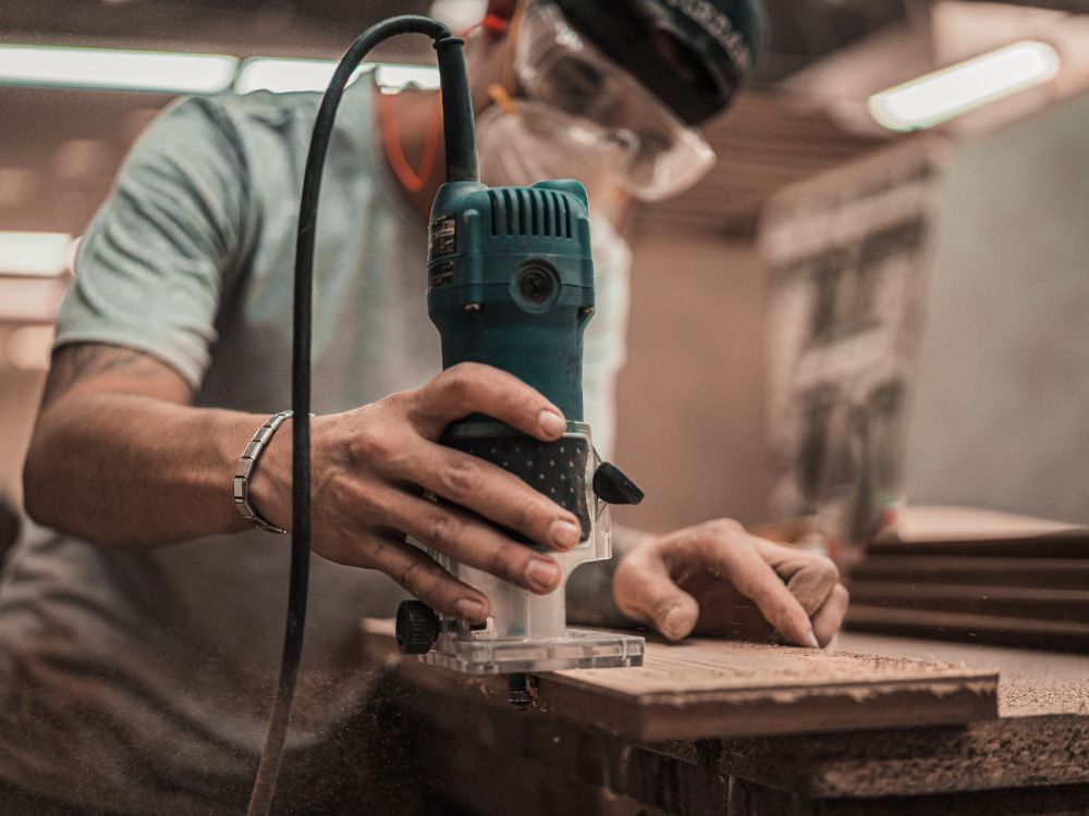 Qualificação gratuita em montagem de móveis é oferecida pela Prefeitura de Gravataí