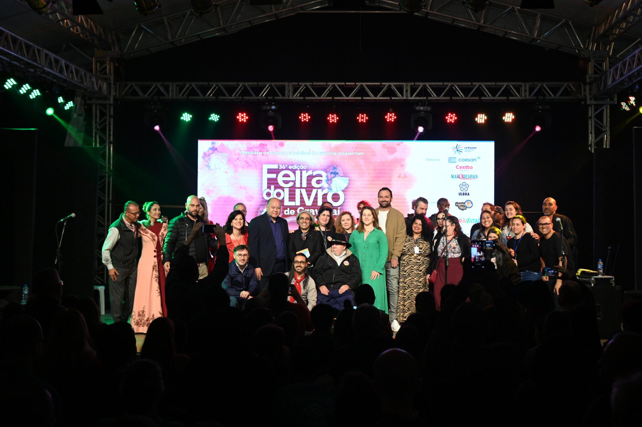 Com 20 mil visitantes, Feira do Livro de Gravataí encerra edição marcada por cultura, diversidade e tradicao