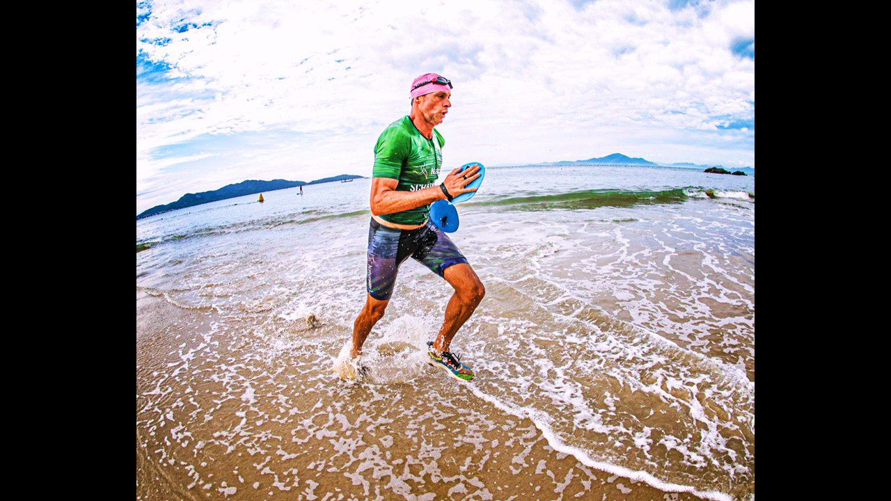 Em prova que exigiu resistência e superação, atleta de Gravataí cumpriu desafio de triathlon