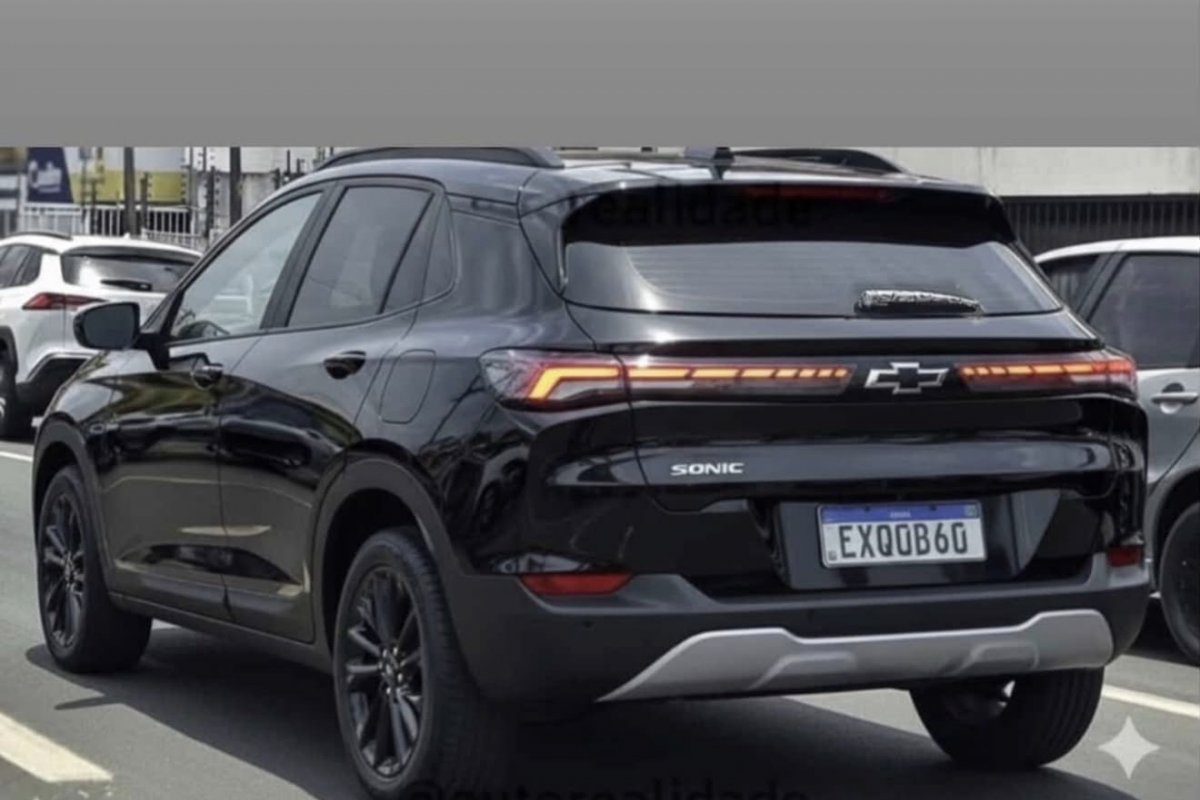 Primeiro flagra do Sonic nas ruas revela SUV praticamente pronto para o lançamento