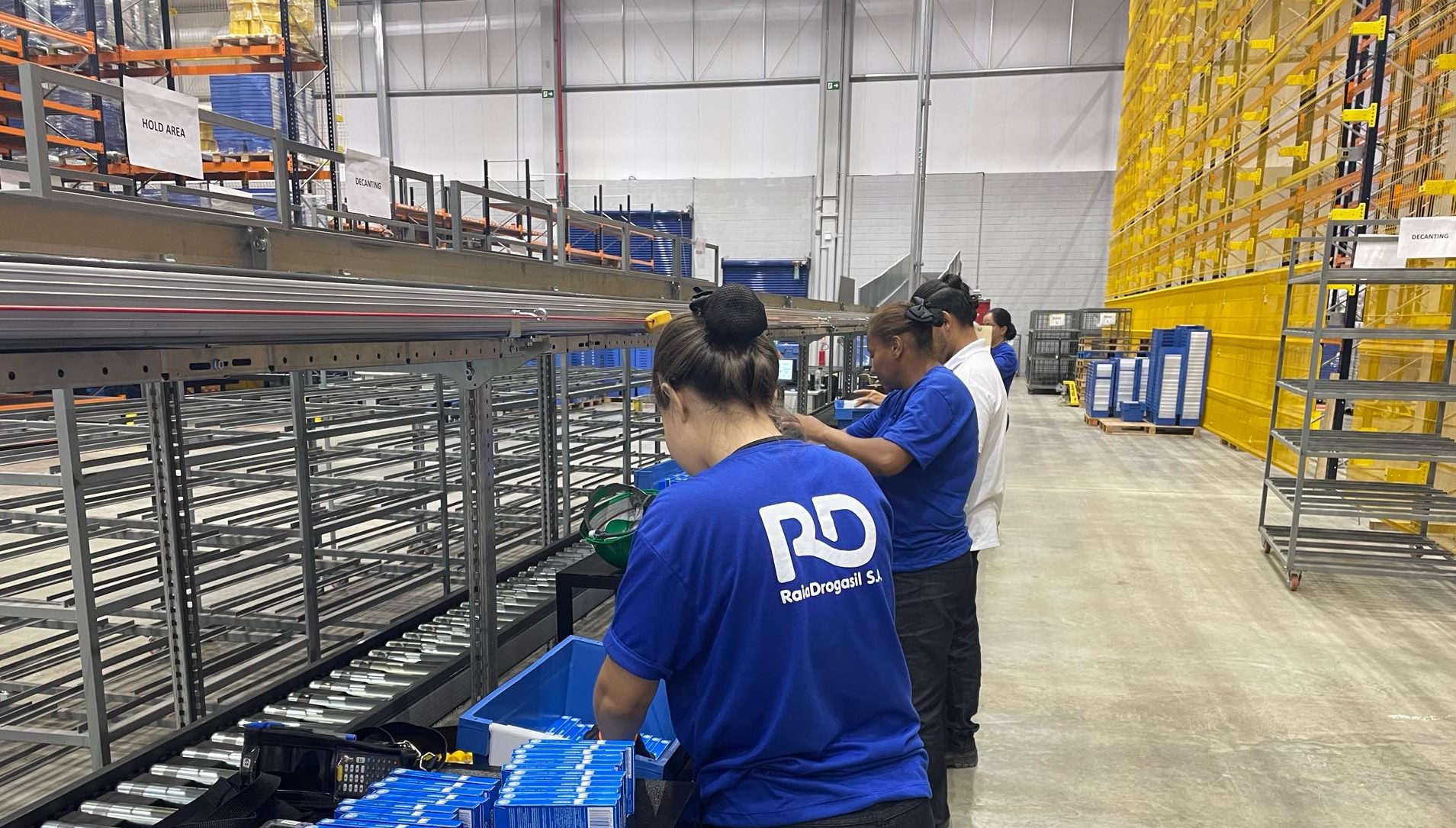 Droga Raia abre vagas de emprego no centro de distribuição em Gravataí