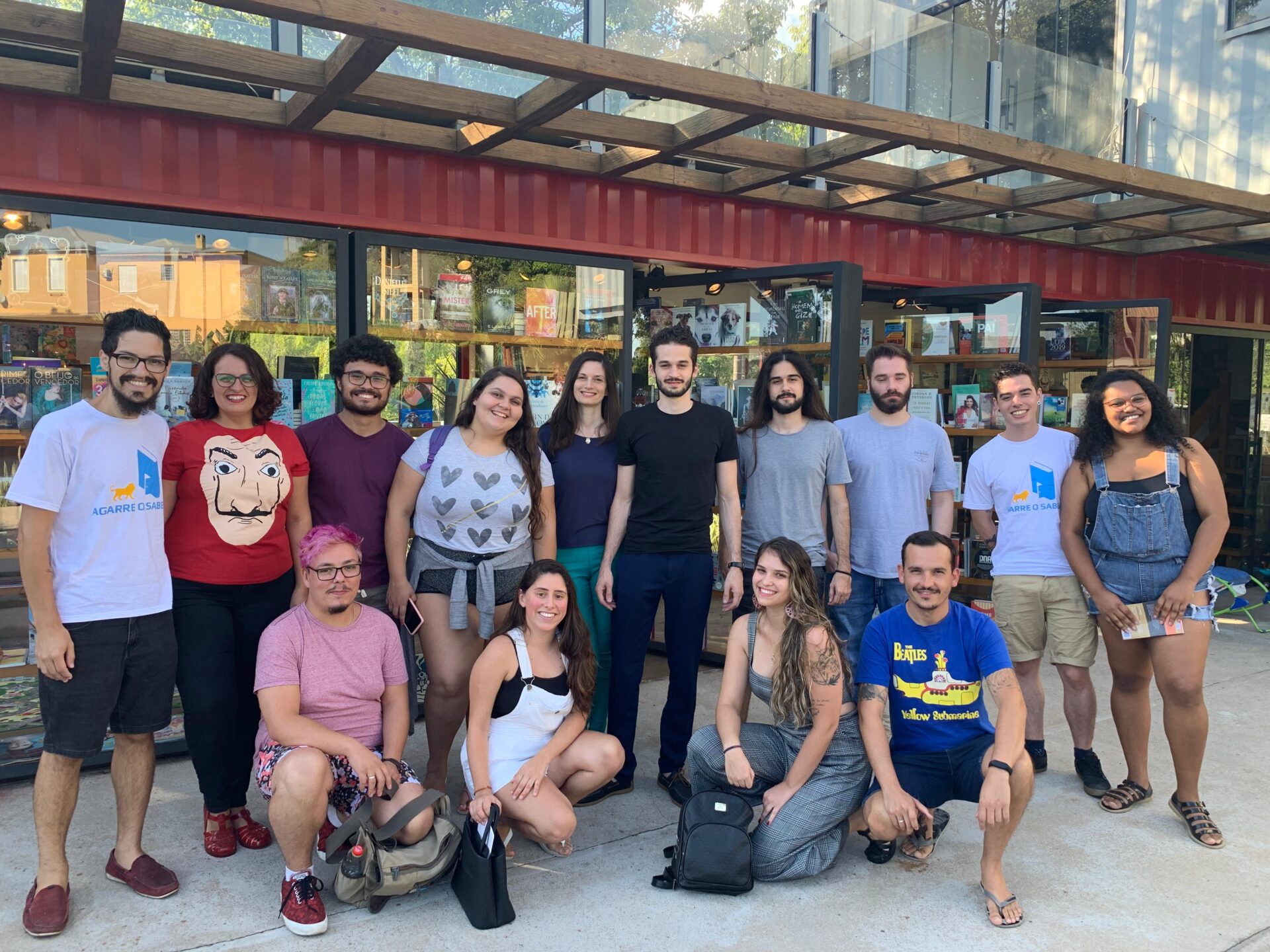 Cursinho gratuito Agarre o Saber abre 300 vagas para preparação on-line ao Enem 2026