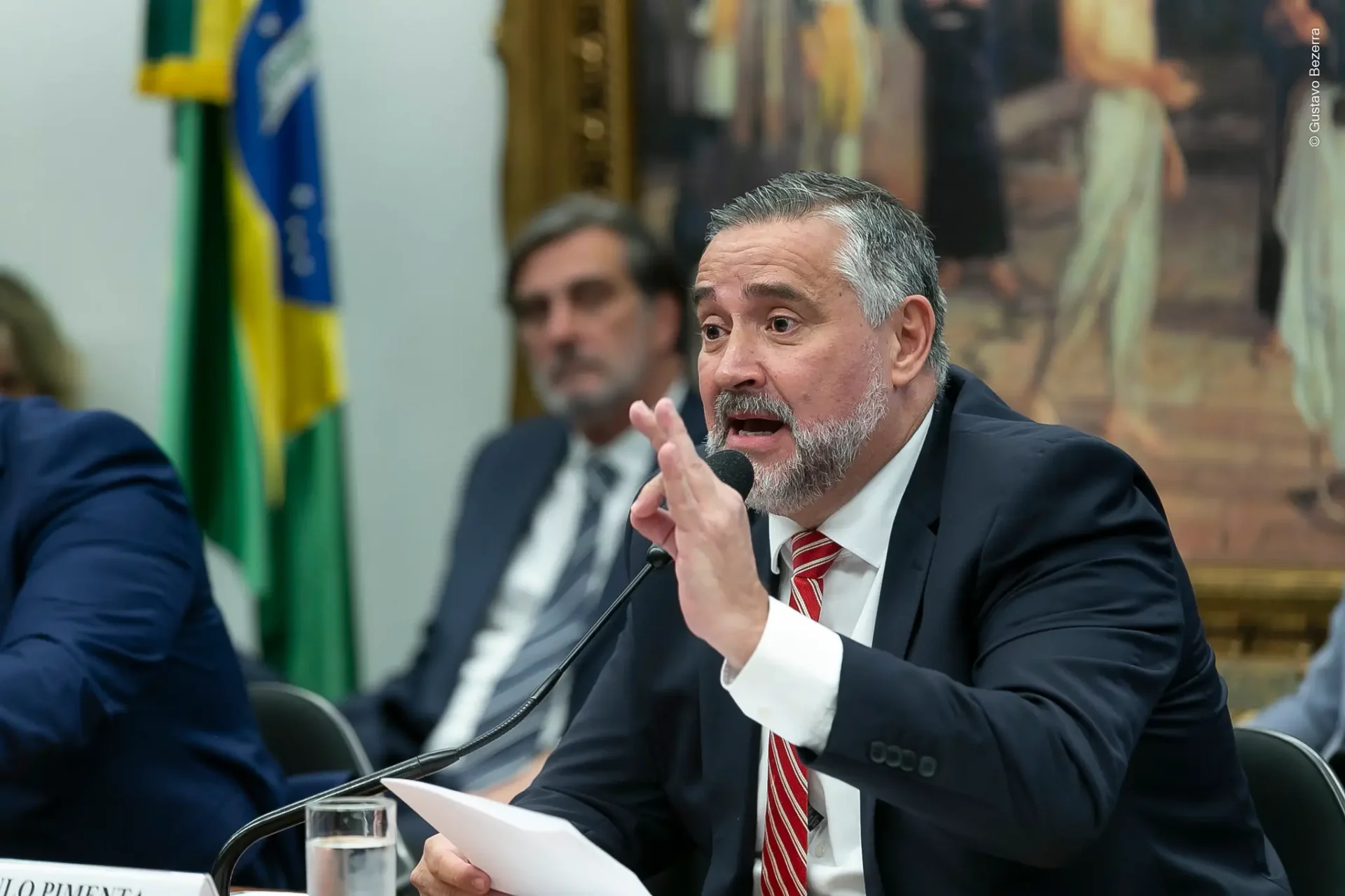 Deputado gaúcho Paulo Pimenta aciona Câmara para apurar denúncias na renegociação do crédito rural; entenda
