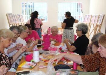 Em evento beneficente, desfile marcará o lançamento da coleção de moda artesanal da Liga de Combate ao Câncer de Gravataí