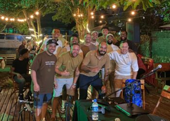 Grupo de pagode gospel de Gravataí tem a oportunidade de gravar ao lado de referências do cenário musical no país, mas busca apoio para viagem; saiba como ajudar