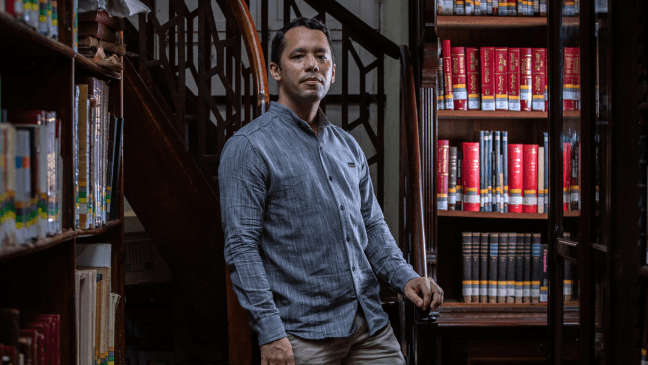 Teatro do Sesc recebe Itamar Vieira Junior para  encontro literário gratuito em Gravataí