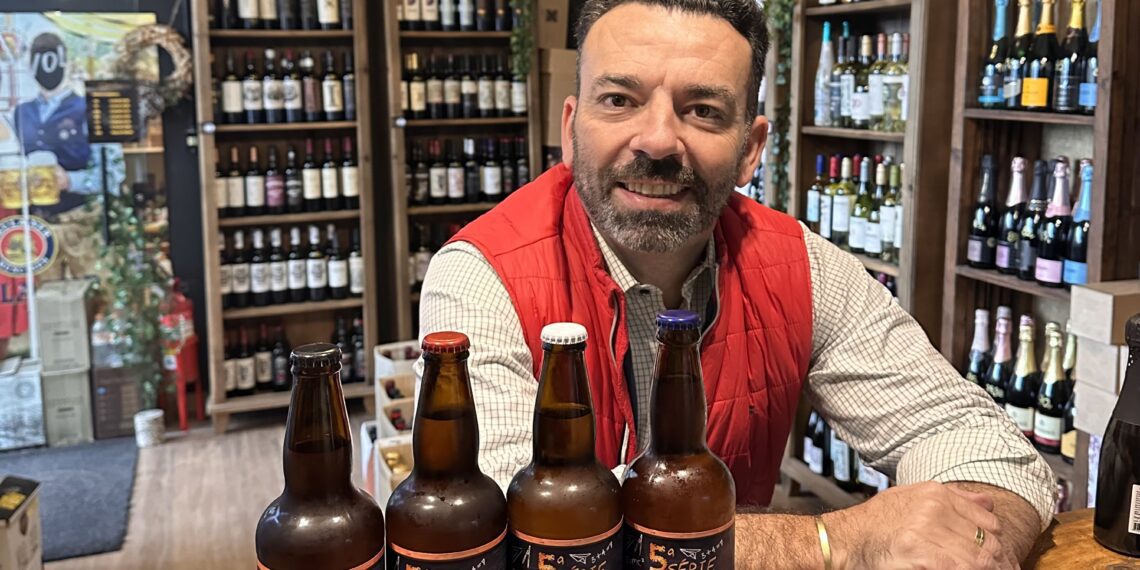 Em Gravataí, Maluna Vinos lança Cerveja 5ª Série com proposta inspirada em humor e nostalgia dos anos 80 e 90