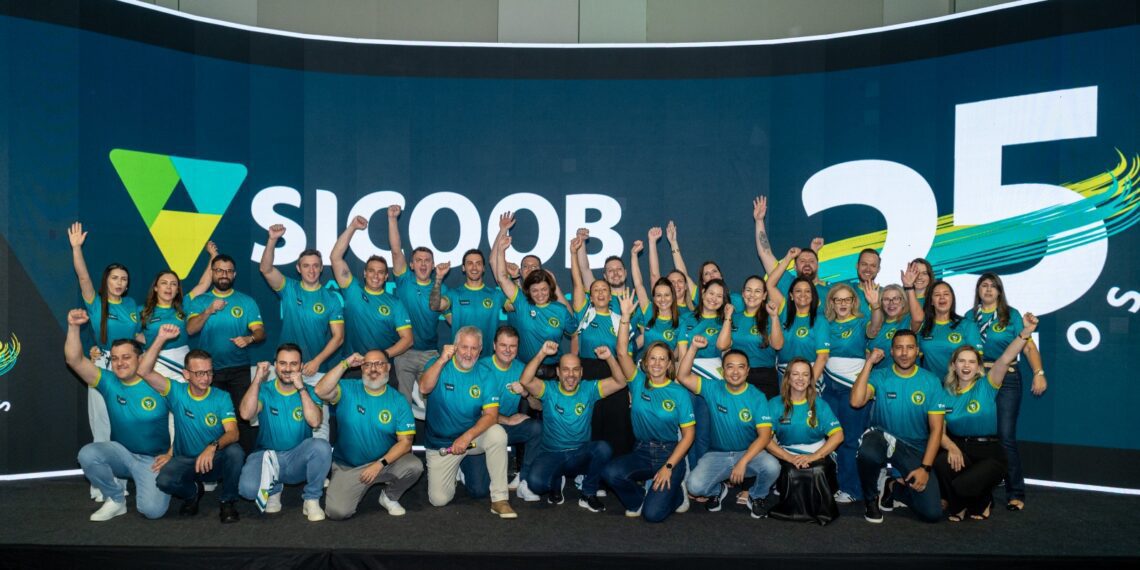 Sicoob Três Fronteiras lança campanha de 25 anos com BYD Dolphin zero km para cooperados