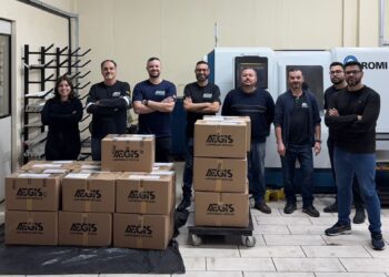 Pioneira no Brasil, empresa de Gravataí é a única fabricante de lanternas táticas da América Latina