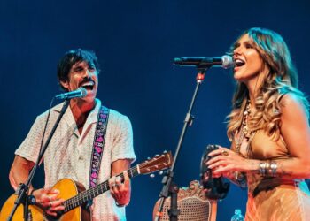 Bar do Lado traz Claus e Vanessa a Gravataí no dia 22 de maio