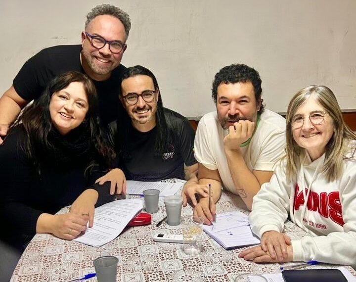 Dramaturga de vários espetáculos de sucesso em Gravataí, Ane Minuzzo é a autora de novo projeto da Nós Cia de Teatro
