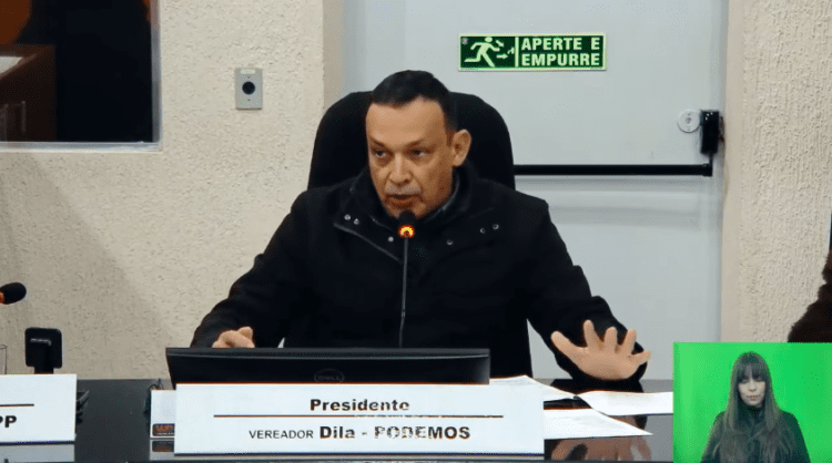 Câmara de Gravataí passa a oferecer interpretação em Libras durante sessões