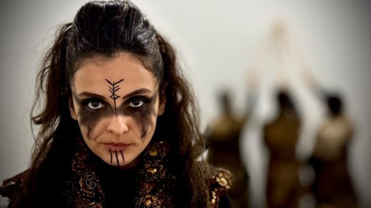 Em novo espetáculo, grupo teatral de Gravataí faz releitura do clássico “Os Três Mosqueteiros”