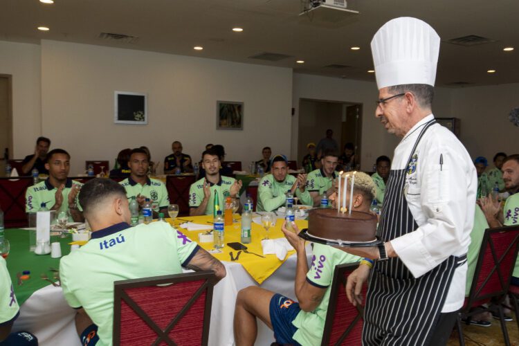 Exposição “Um cidadão gravataiense na Copa” vai retratar a trajetória de Jaime Maciel, chef de cozinha da Seleção Brasileira há mais de 30 anos