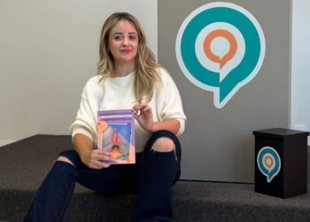 Em Gravataí, autora autista transforma vivências sem diagnóstico em livro com pré-lançamento nesta sexta 