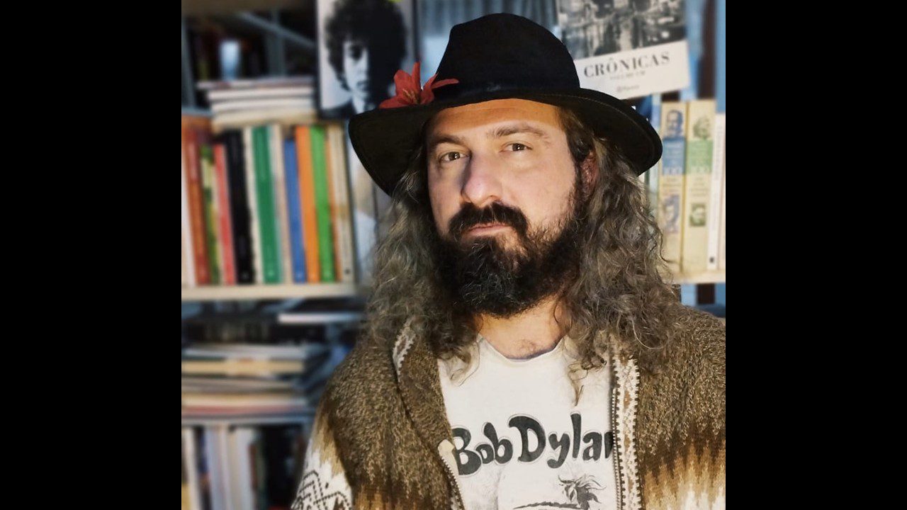 A obra de Bob Dylan na tradução de Carlos Albani: músico de Gravataí se apresenta este mês na Sala Álvaro Moreyra