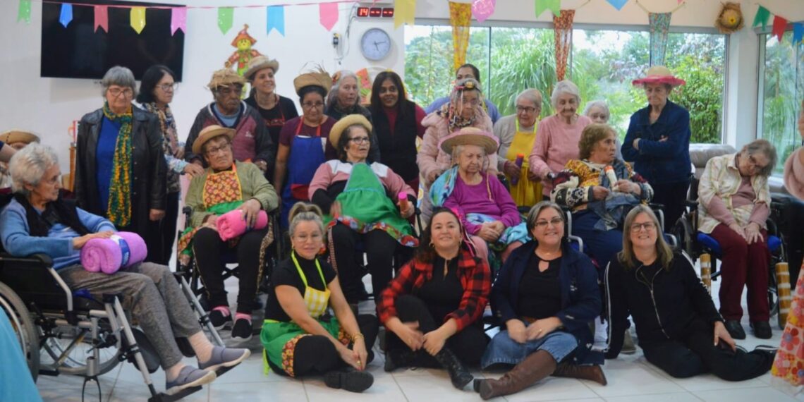 Em celebração ao Dia do Amigo, residenciais geriátricos de Gravataí participam de arraial
