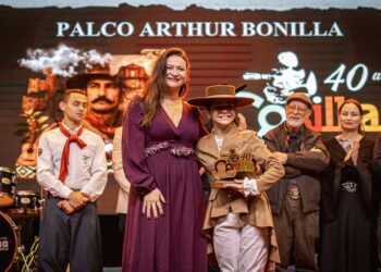 Em conquista inédita para Gravataí, cantora Laura Guedes vence um dos mais tradicionais festivais de música nativista do RS