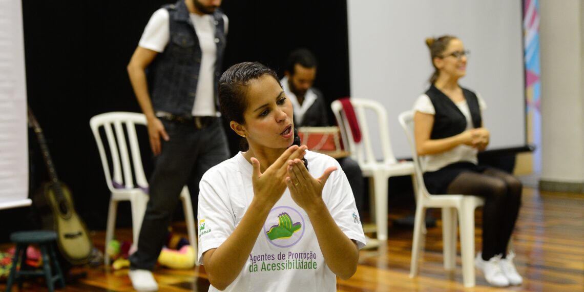 Senac Gravataí está com matrículas abertas para curso de Libras; aulas começam em agosto