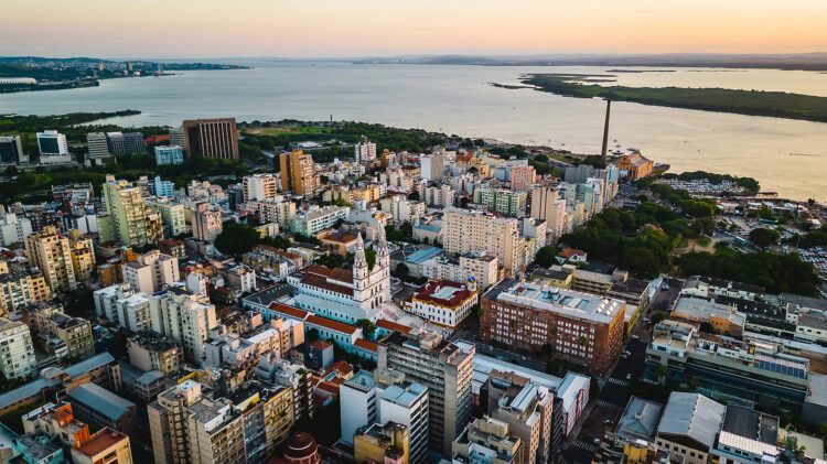Rio Grande do Sul teve o menor crescimento econômico do Brasil nas últimas duas décadas, aponta estudo da Fecomércio-RS