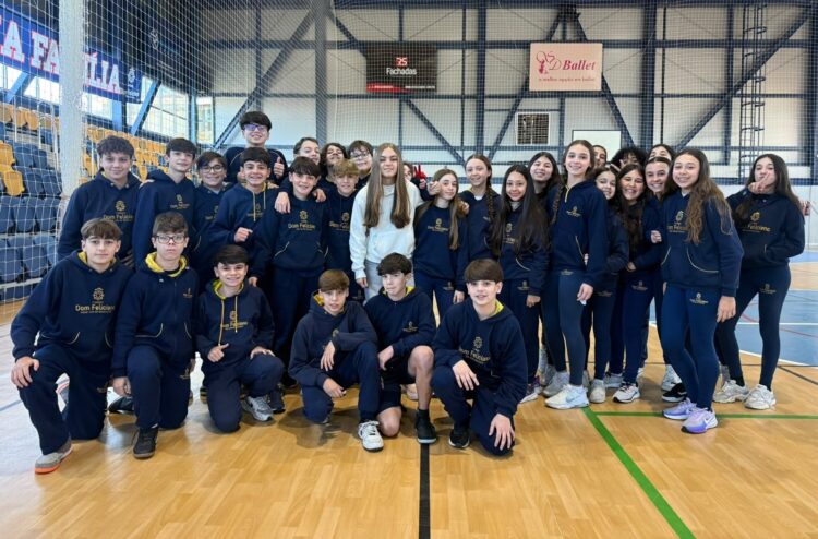 Em incentivo ao esporte feminino, projeto viabiliza bate-papo de atletas com estudantes de Gravataí