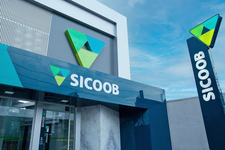 Sicoob projeta liberação de R$ 70 bilhões em crédito rural para o Plano Safra 26/27