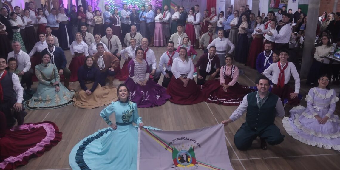 Referência em danças gaúchas de salão, Grupo Alma Regional inicia curso neste domingo em Gravataí