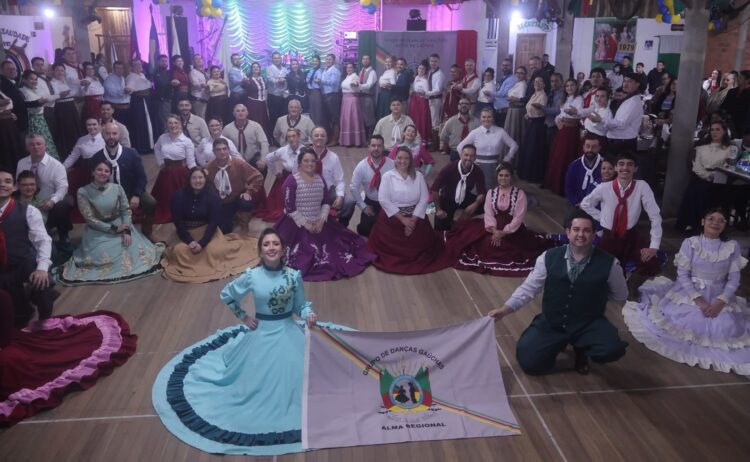 Referência em danças gaúchas de salão, Grupo Alma Regional inicia curso neste domingo em Gravataí