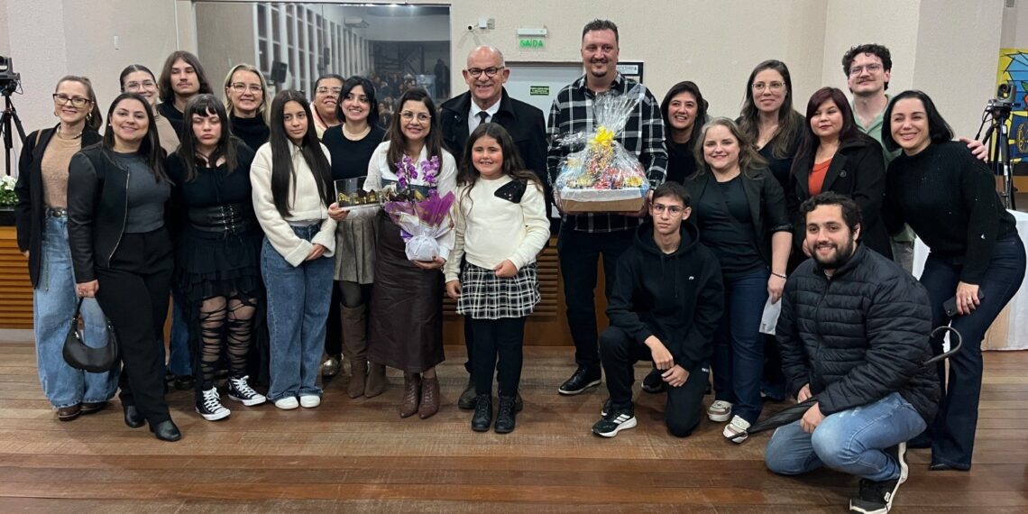 Residente em Gravataí desde a infância e há quatro anos na direção do Gensa, educadora é uma das agraciadas com honraria do Legislativo Municipal