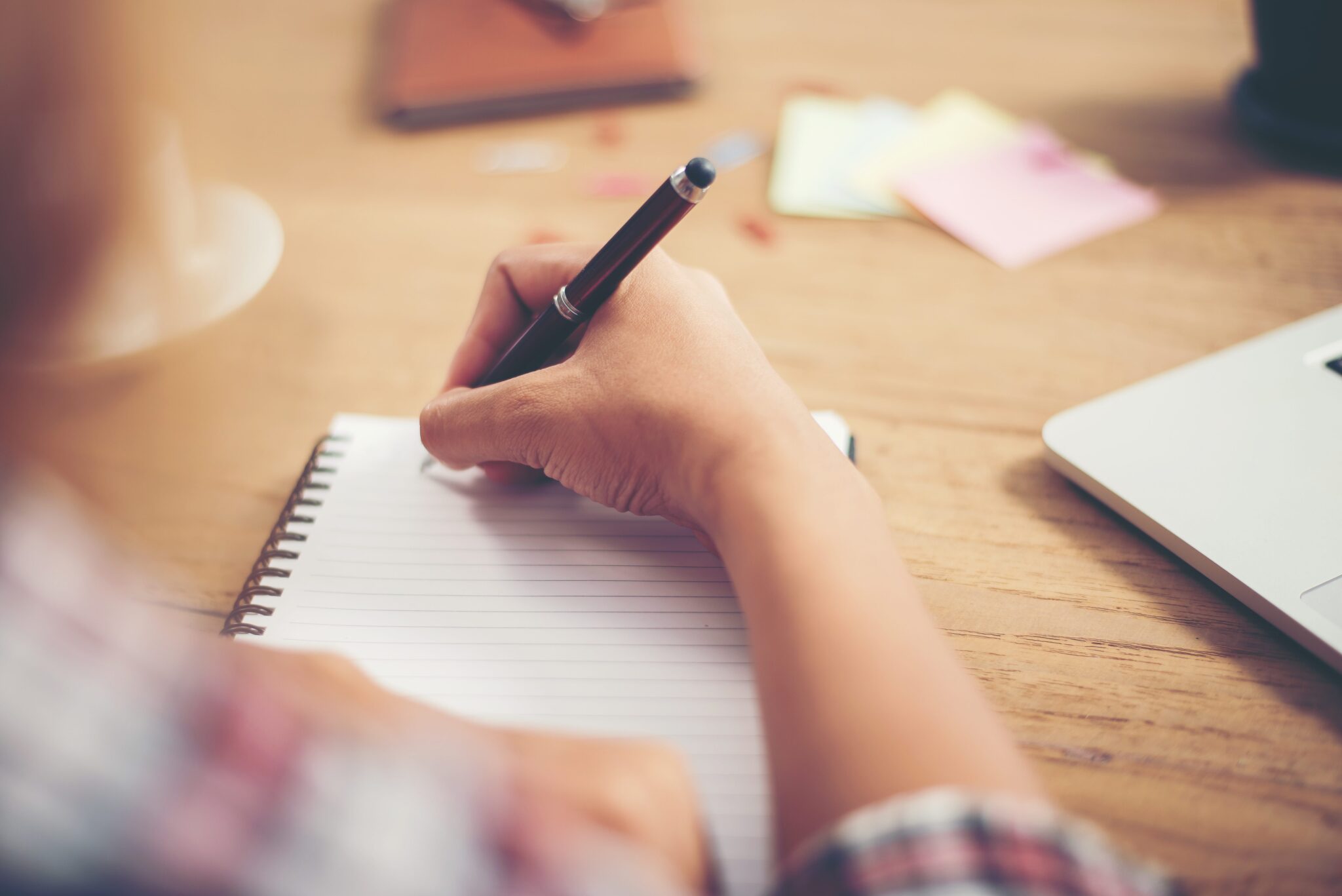 Com premiação para estudantes e professores, concurso de redação do Observatório Social de Gravataí e Glorinha está com inscrições abertas