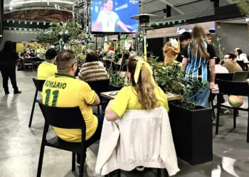 Com música ao vivo e telão, Praça Mall prepara programação especial para Brasil x Noruega neste domingo em Gravataí