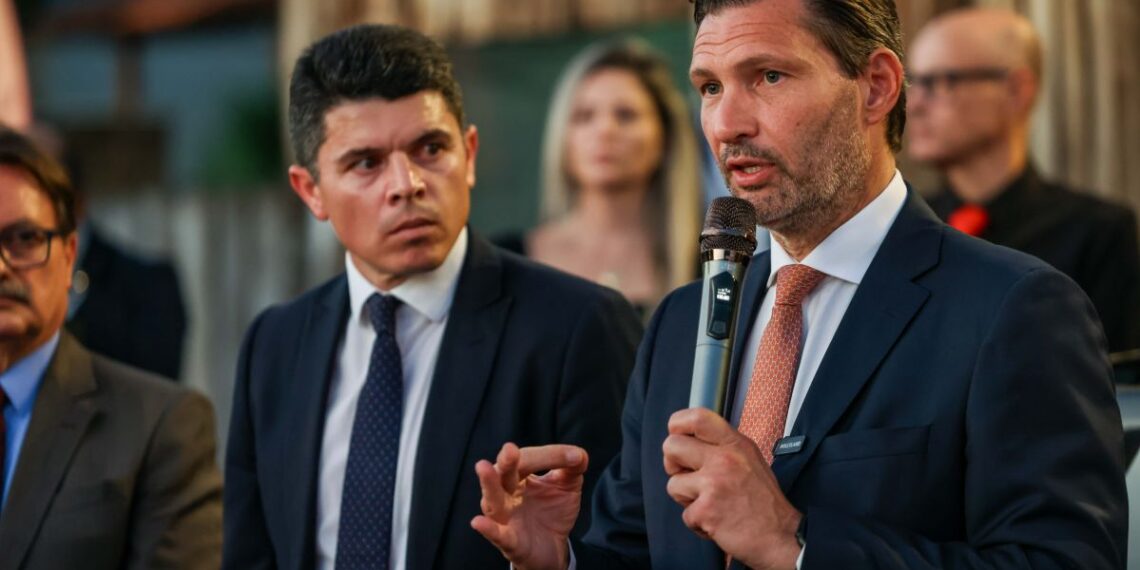 Café com Negócios promove debate sobre STF e equilíbrio entre Poderes em Gravataí