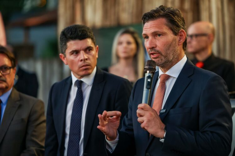 Café com Negócios promove debate sobre STF e equilíbrio entre Poderes em Gravataí