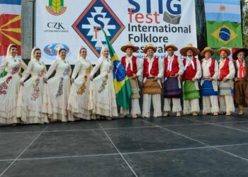 Em Gravataí, Casa dos Açores busca dançarinos, cantores e músicos para compor grupos folclóricos