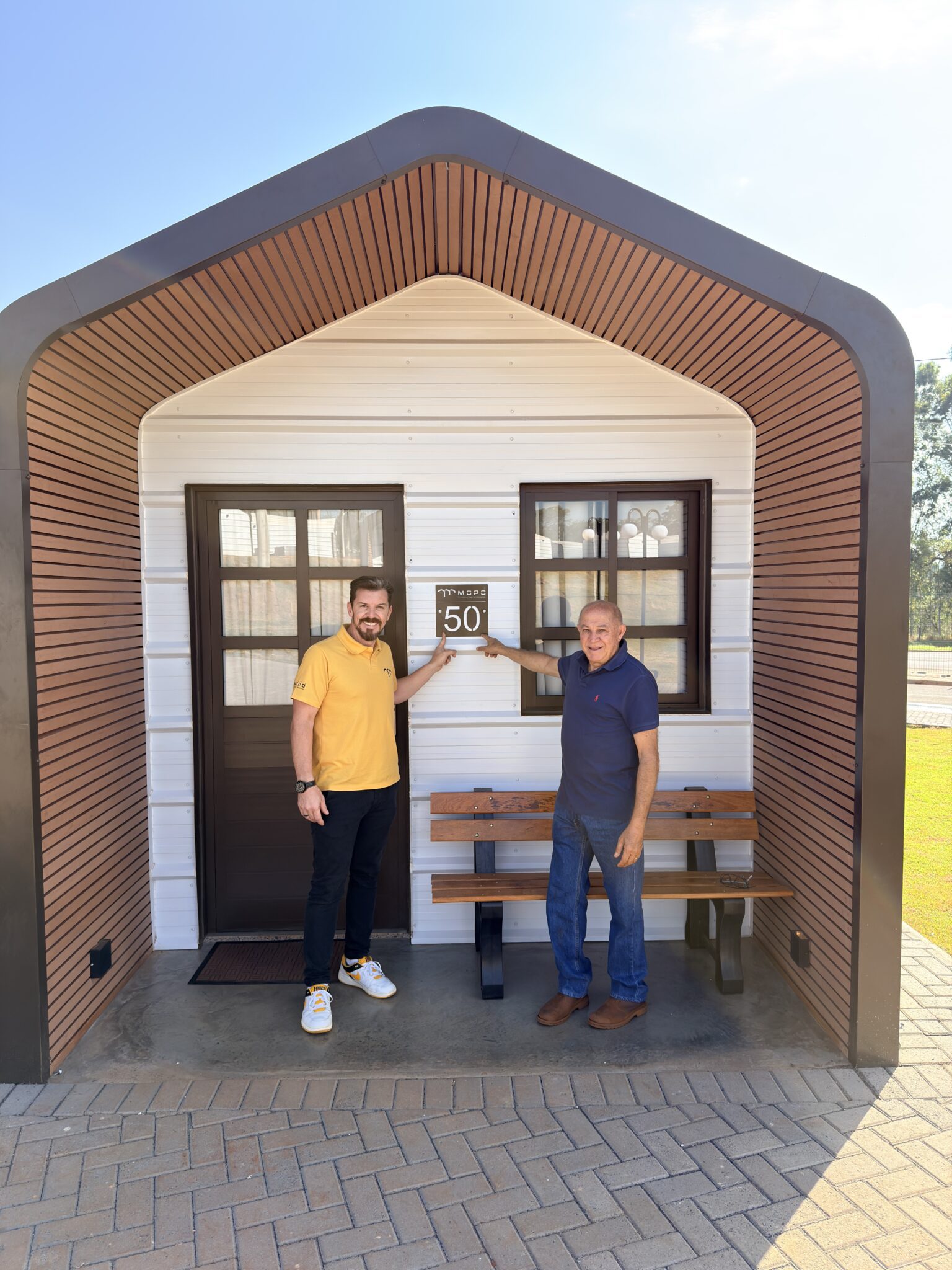 De Gravataí para Barretos: empresa da cidade monta em 70 dias cabanas para a Festa do Peão