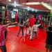 Projeto utiliza o boxe como base para ensinar disciplina, respeito, autocontrole e criar novas perspectivas para crianças e adolescentes de Gravataí