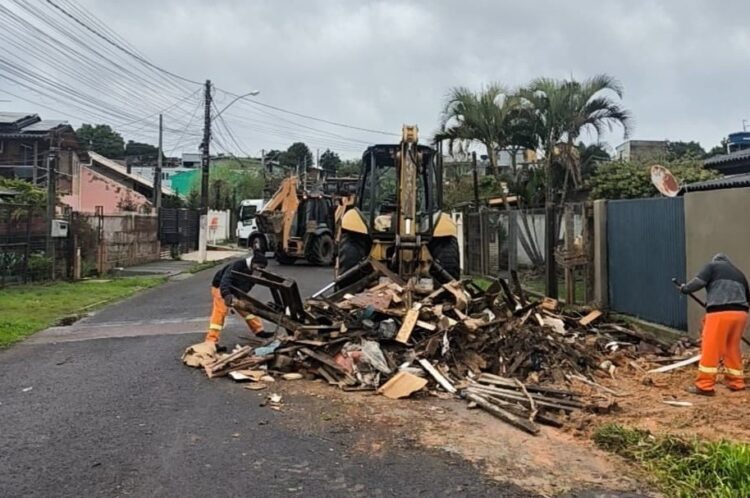 Descarte irregular de resíduos em via pública ocasiona multa de R$ 6,5 mil em Gravataí