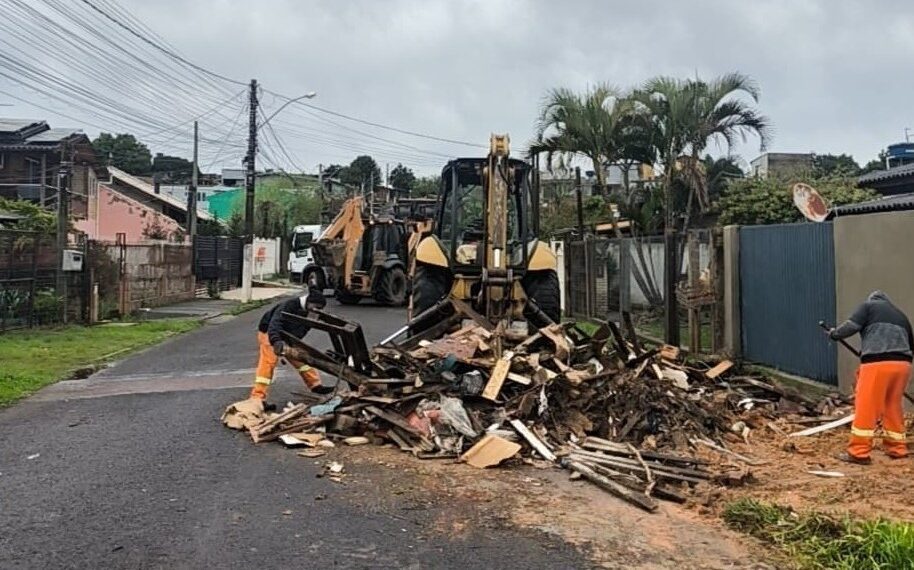 Descarte irregular de resíduos em via pública ocasiona multa de R$ 6,5 mil em Gravataí