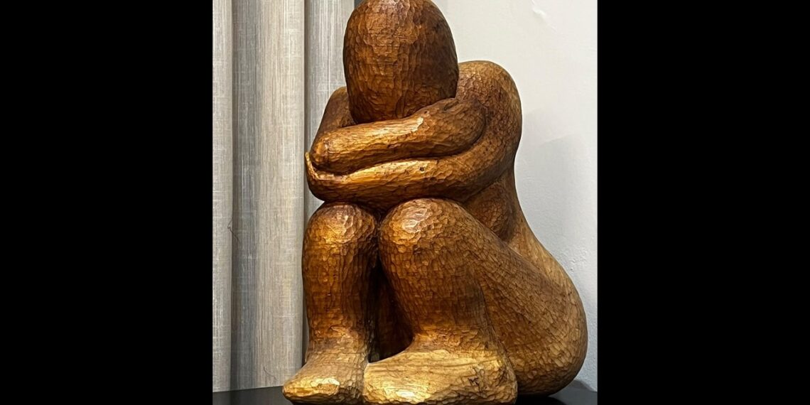 Arte e cuidado: Mauro Costa e o diálogo entre escultura, memória e saúde mental