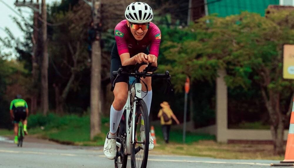 Atleta de Gravataí é destaque em provas de triathlon; campeão gaúcho da modalidade, jovem sonha com título nacional